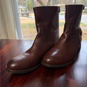 Frye Women's Dark Brown Ankle Booties